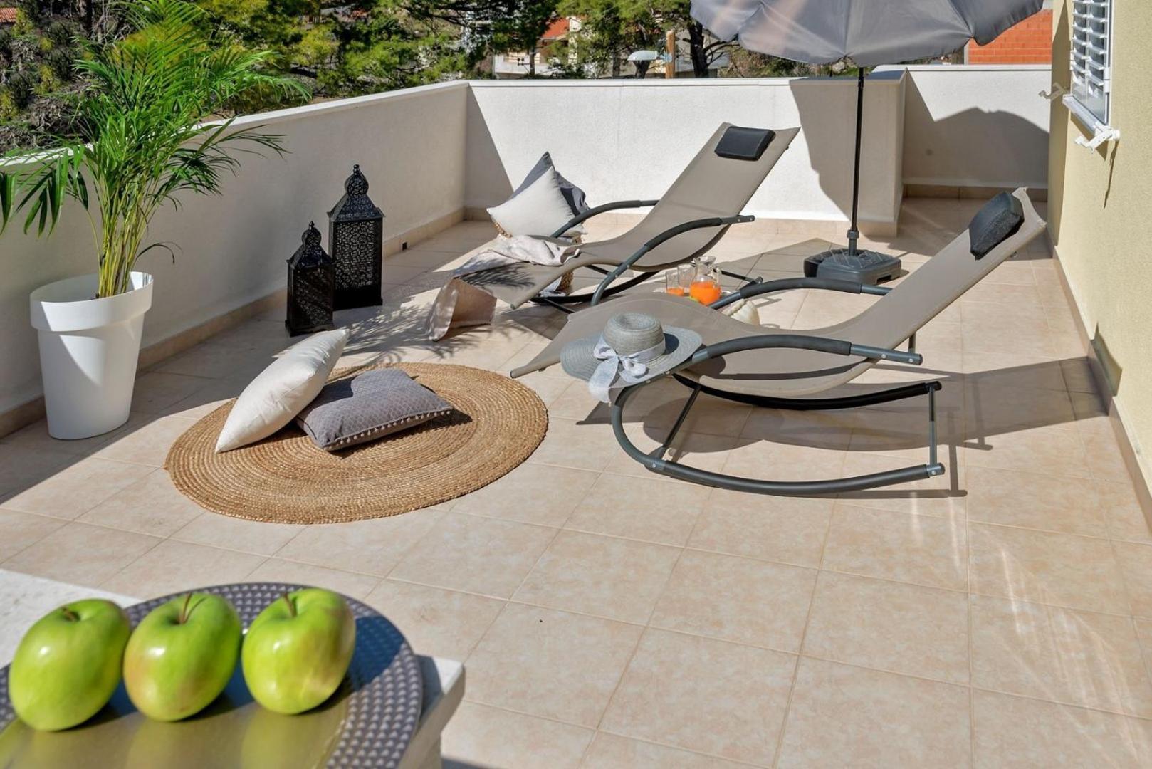 Luxury Villa Lelu With Heated Saltwater Pool, Parking, High Speed Internet, Bbq, Žrnovnica Zewnętrze zdjęcie